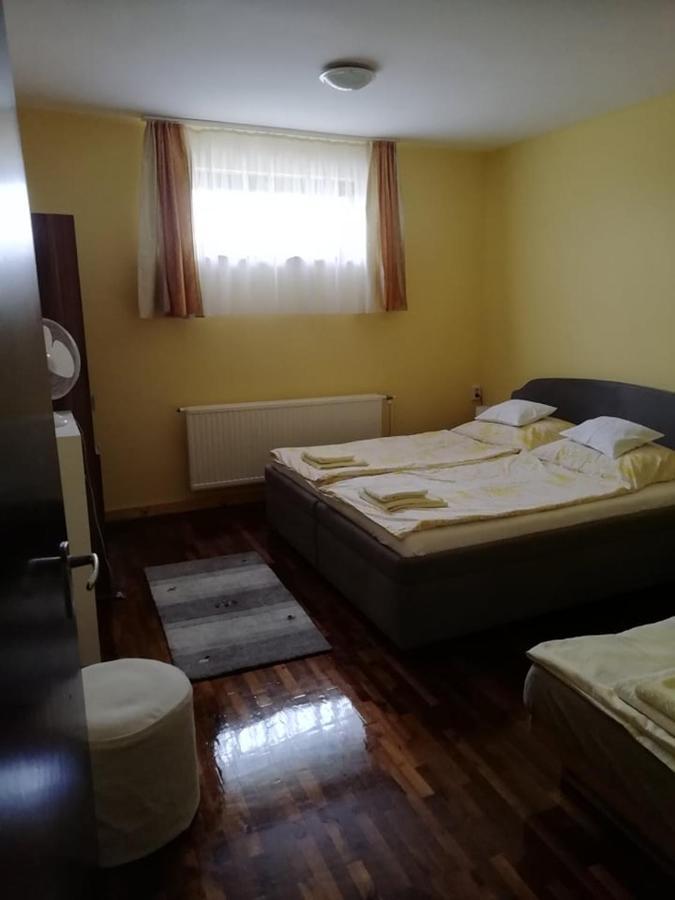 Sunfish Apartman Balatonszarszo Εξωτερικό φωτογραφία